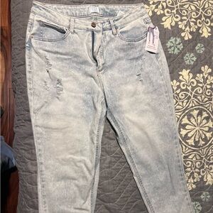 Time and Tru Light Wash Distressed Boyfriend Jeans